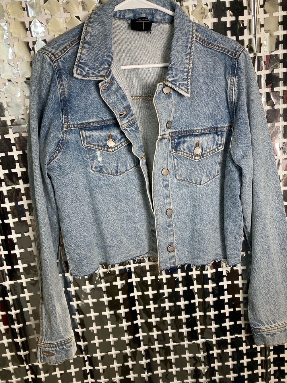 Tahari Light Blue Distressed Cropped Denim Jacket